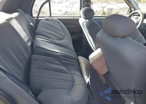 2002 Ford Crown Victoria Natural Gas Vehicle/Police/Police Street Appearance из США, поврежденный, VIN 2FAFP71W42X116426